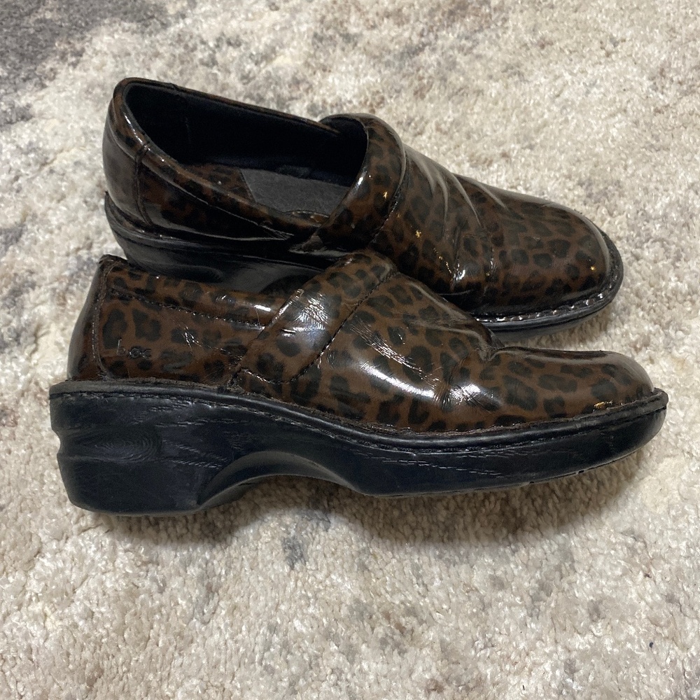 B.O.C clogs born concept leopard print womens shoes slip on brown and black 8